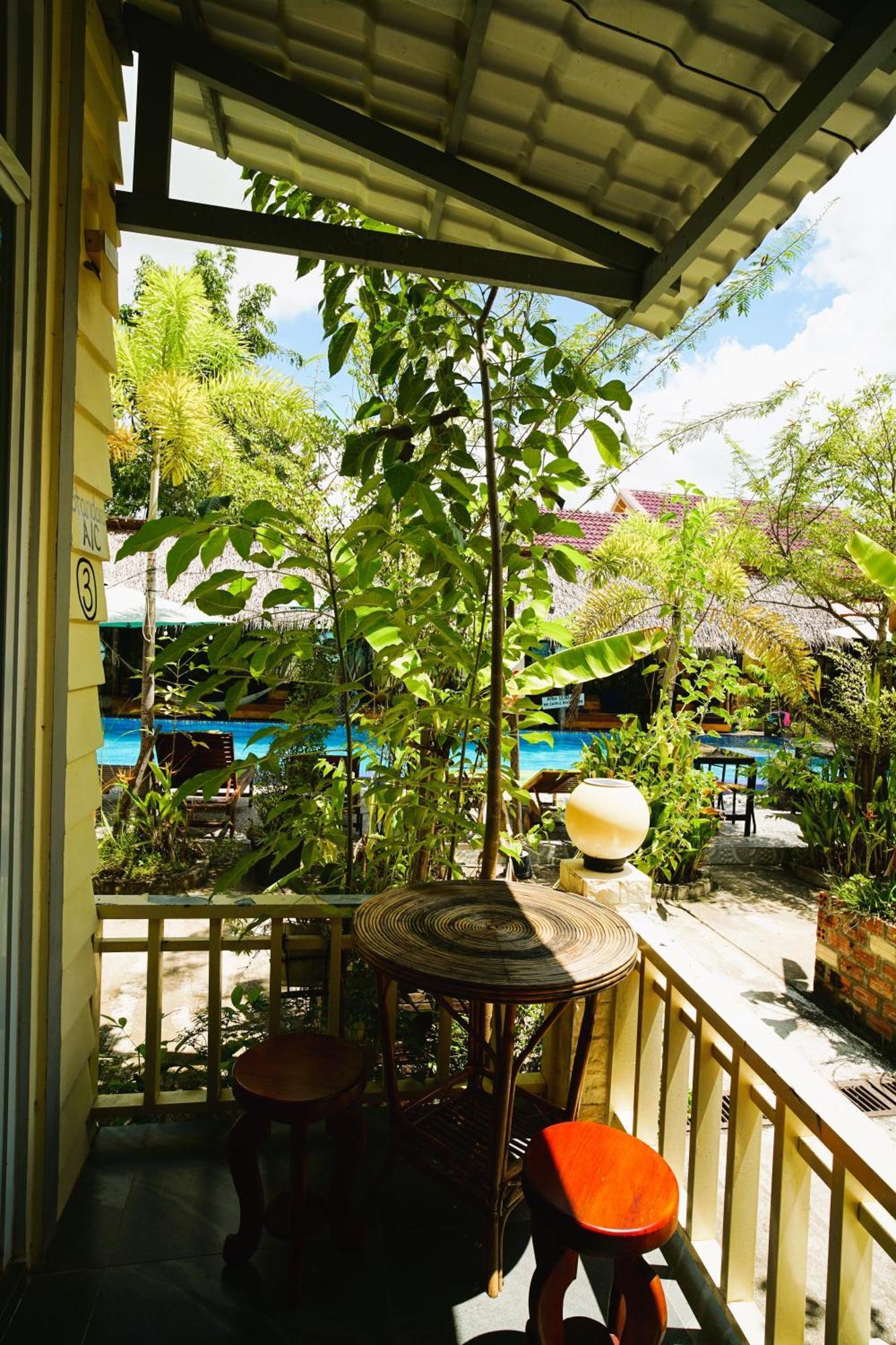 Yellow Star Hostel กำปอต ภายนอก รูปภาพ
